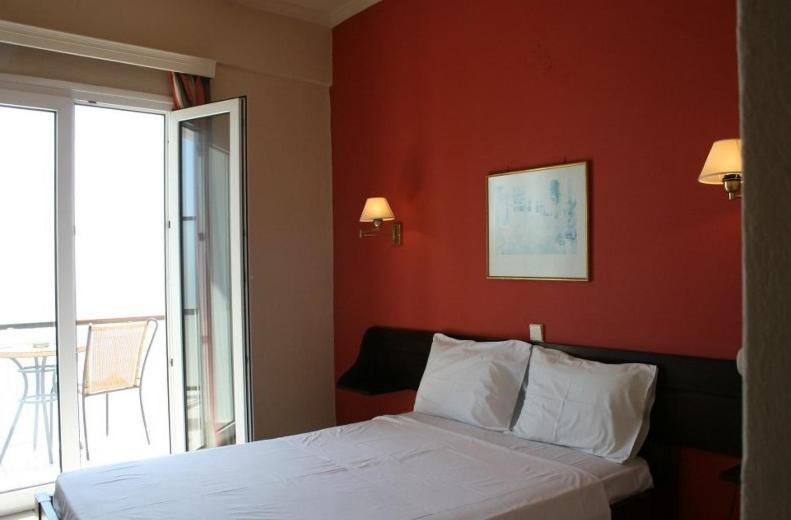 Aegli Hotel Perama  Kamer foto