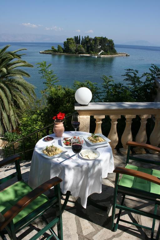 Aegli Hotel Perama  Buitenkant foto