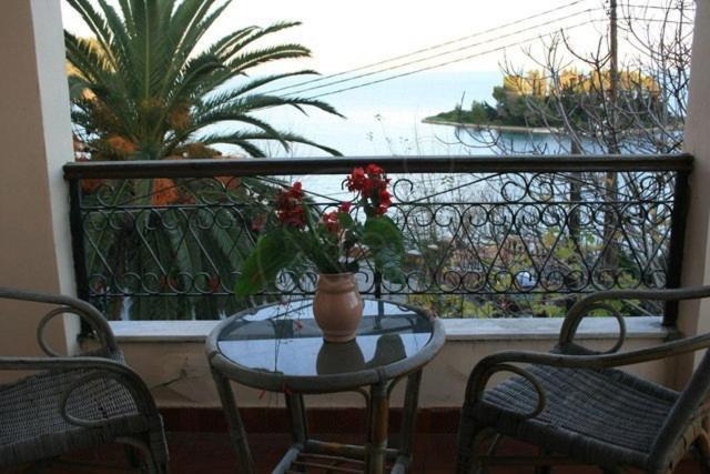 Aegli Hotel Perama  Kamer foto
