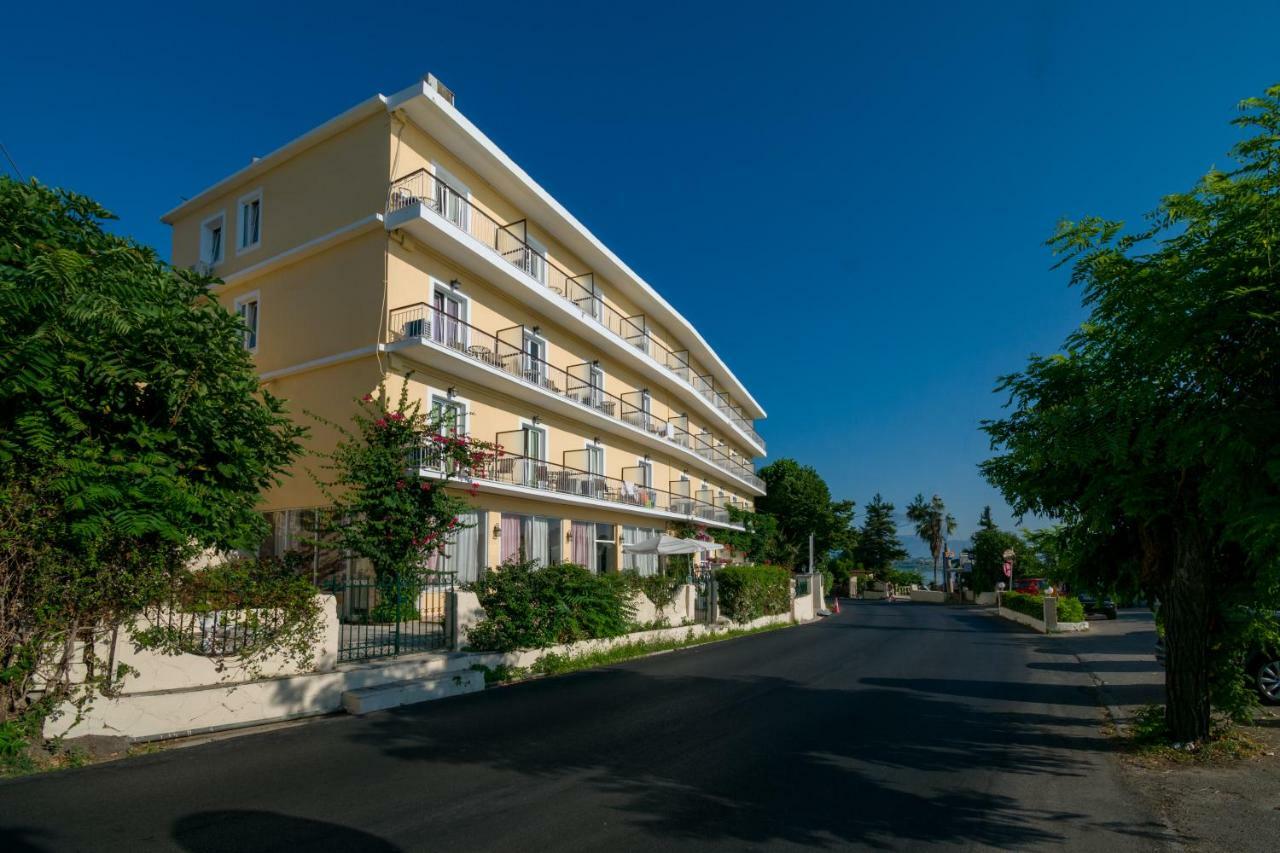 Aegli Hotel Perama  Buitenkant foto