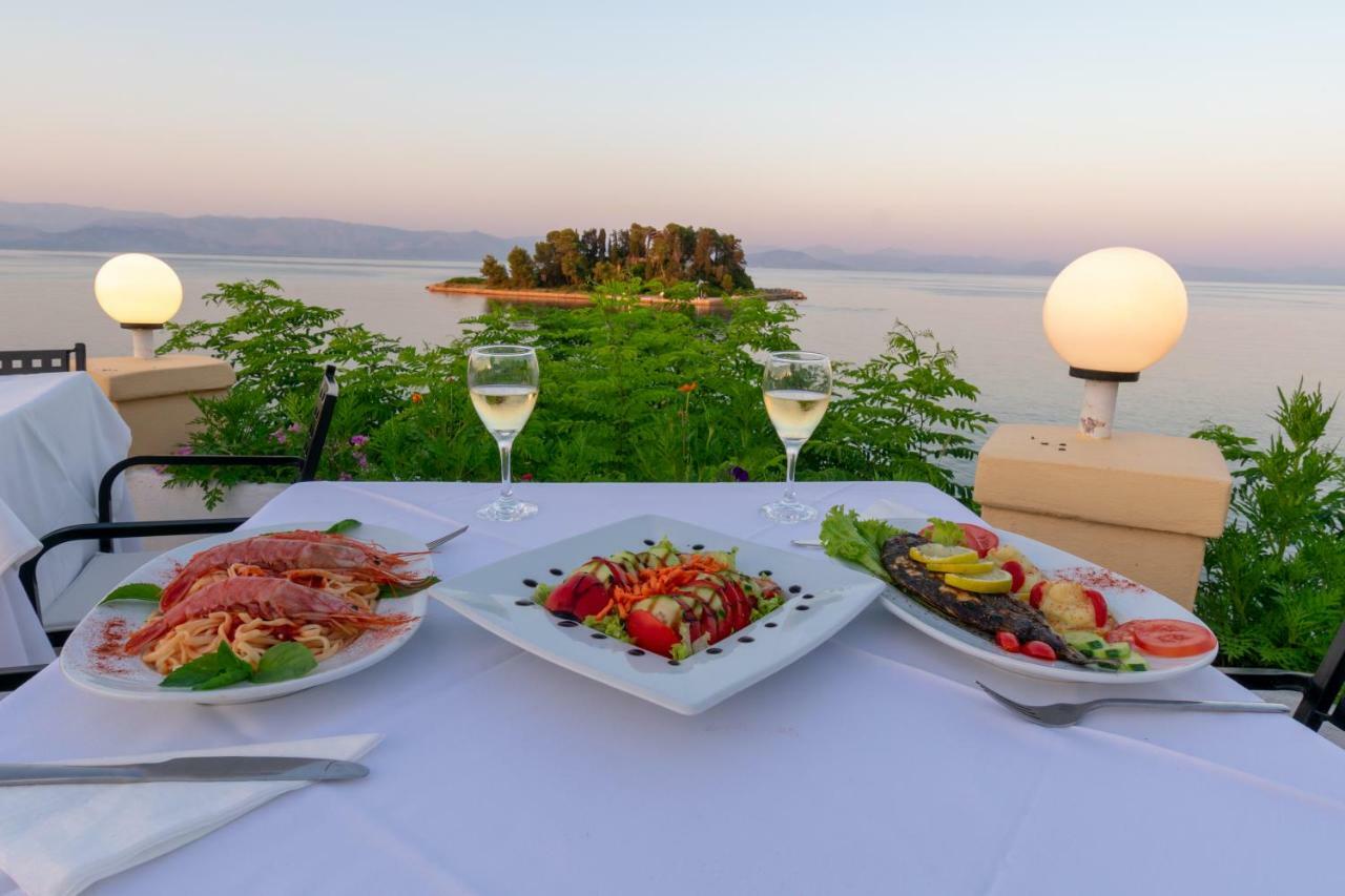 Aegli Hotel Perama  Buitenkant foto