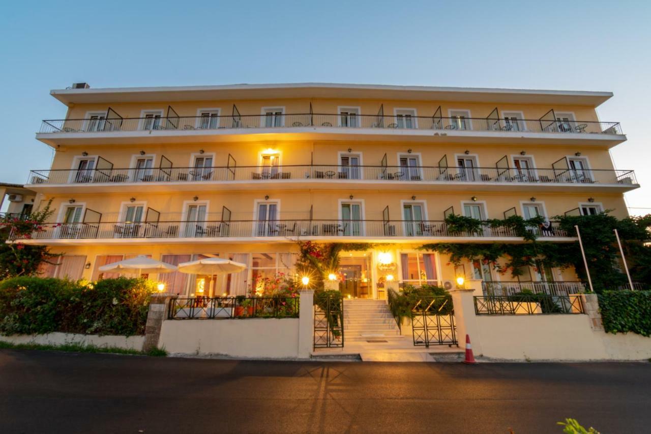 Aegli Hotel Perama  Buitenkant foto