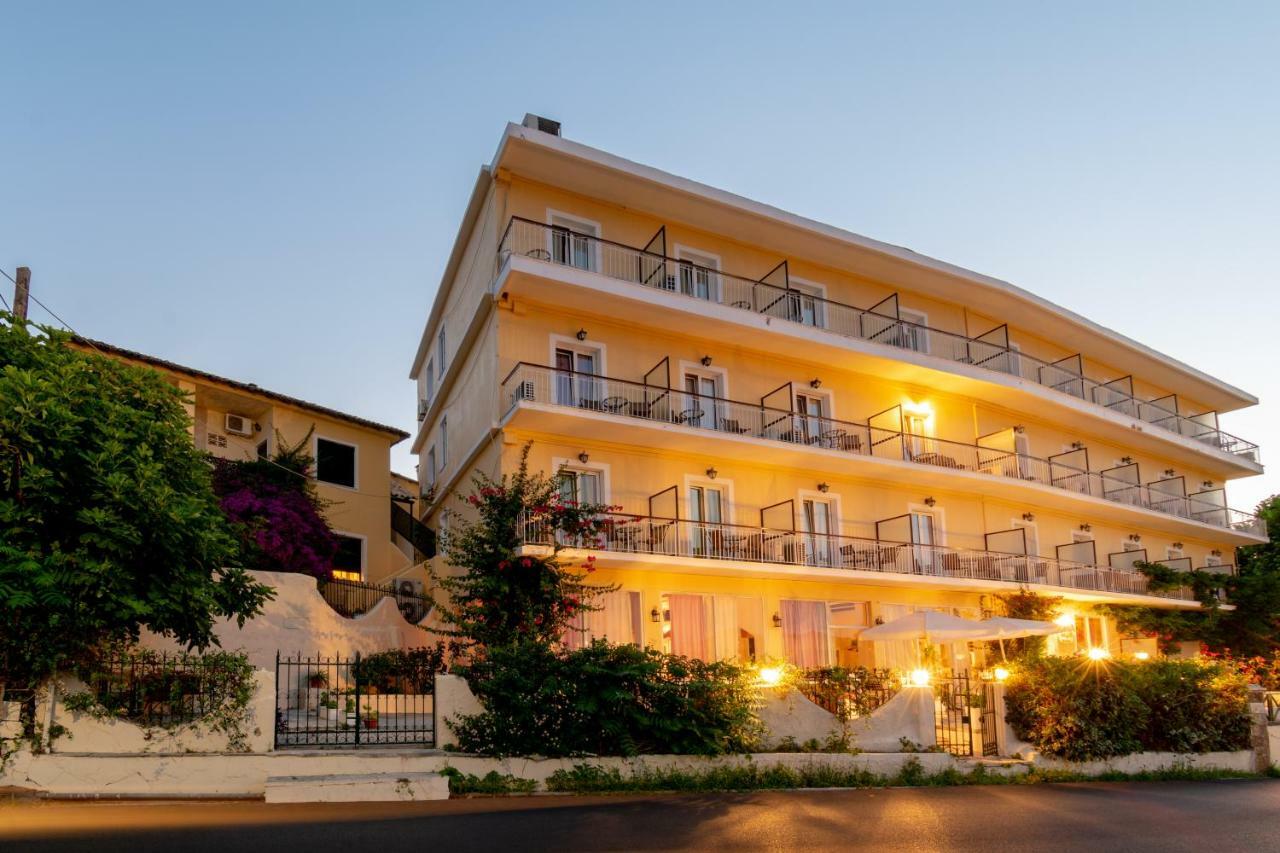 Aegli Hotel Perama  Buitenkant foto
